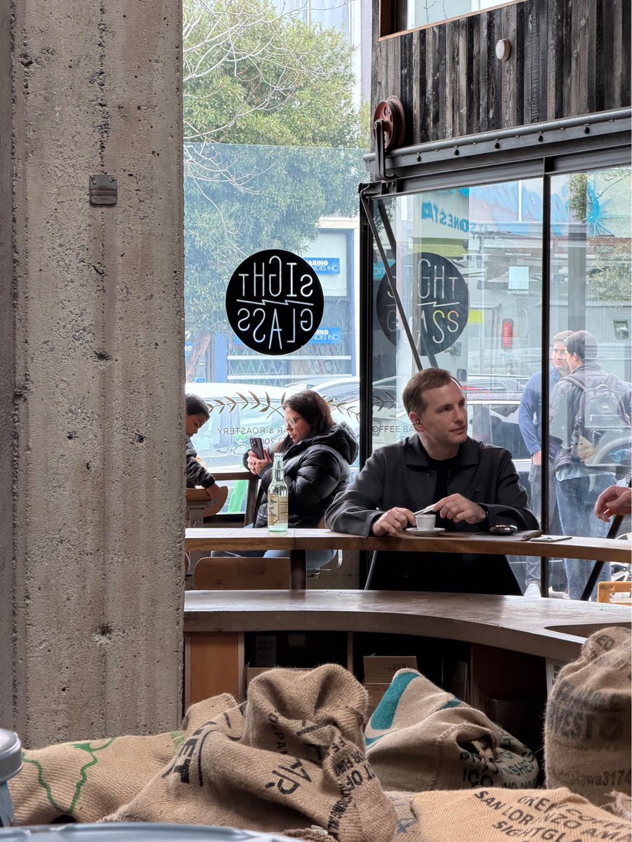 Zach Dive tweet media