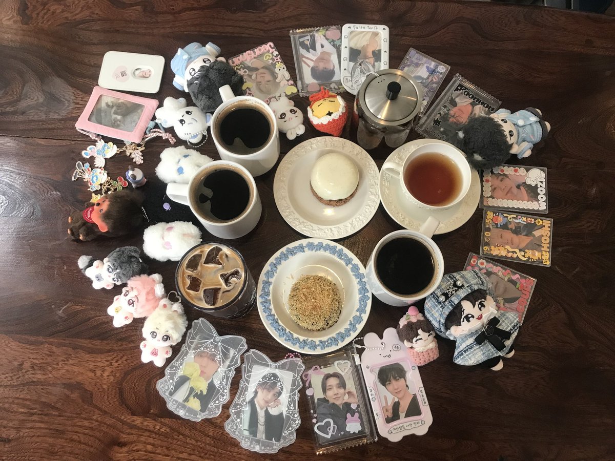 every_monmoo's tweet photo. 어제는 날씨가 그렇게 좋았는데 날씨 요괴들의 모임인걸까나.
그치만 겸둥이들 만나서 아주 즐거운 시간이었어여. 다음에도 재미있는 컨텐츠 부탁드립니다아. 용랑해🩷🩵 https://t.co/rNYzQsrO9v