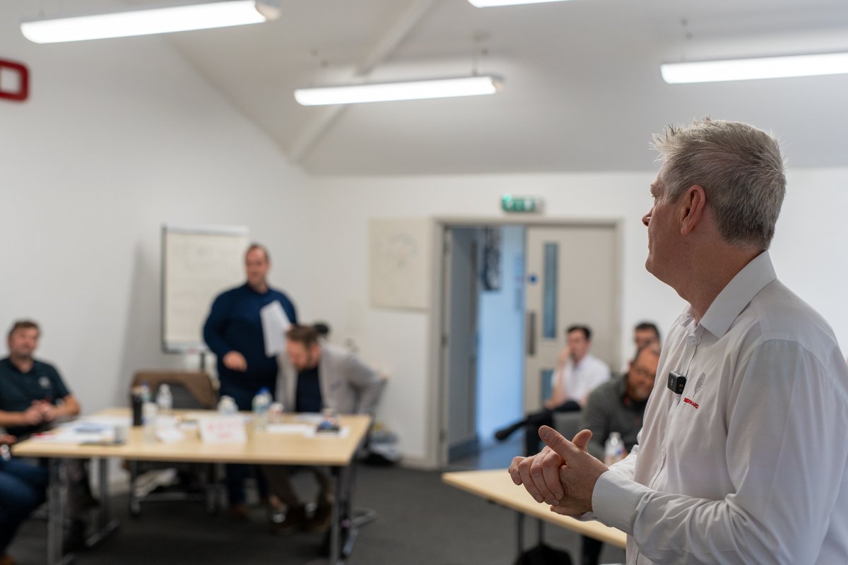 Bernhard Academy tweet media