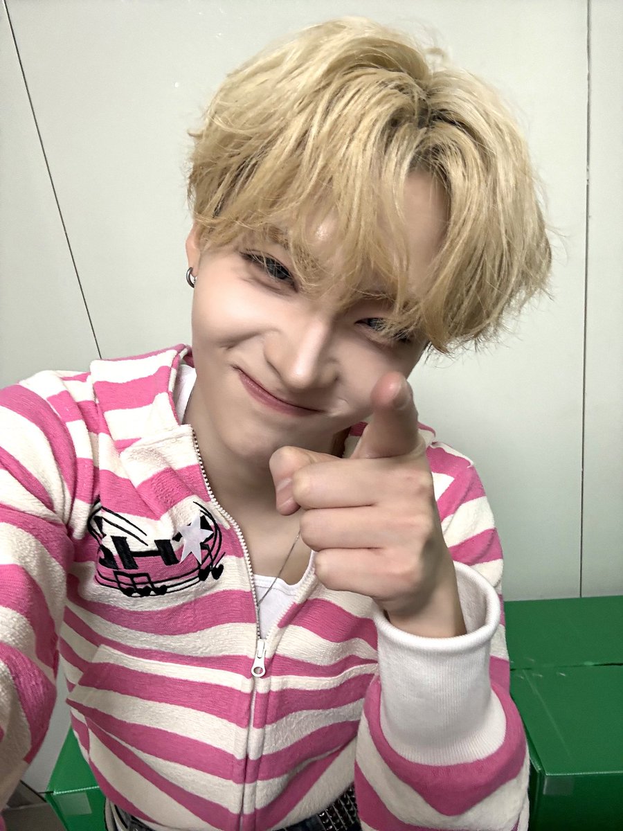 SANGWONVT's tweet photo. [#️⃣] 

What’s your favorite picture of Sangwon? Be sure to drop the tags! 🥀

SANGWON TAKES OVER PARIS
#Sangwon_Era_In_PFW
#파리에서_시작될_상원이의_챕터 https://t.co/AESZ4NRRUZ