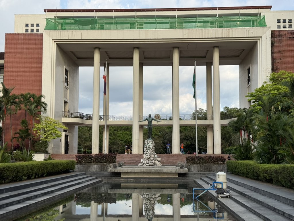 june 🌼 tweet media