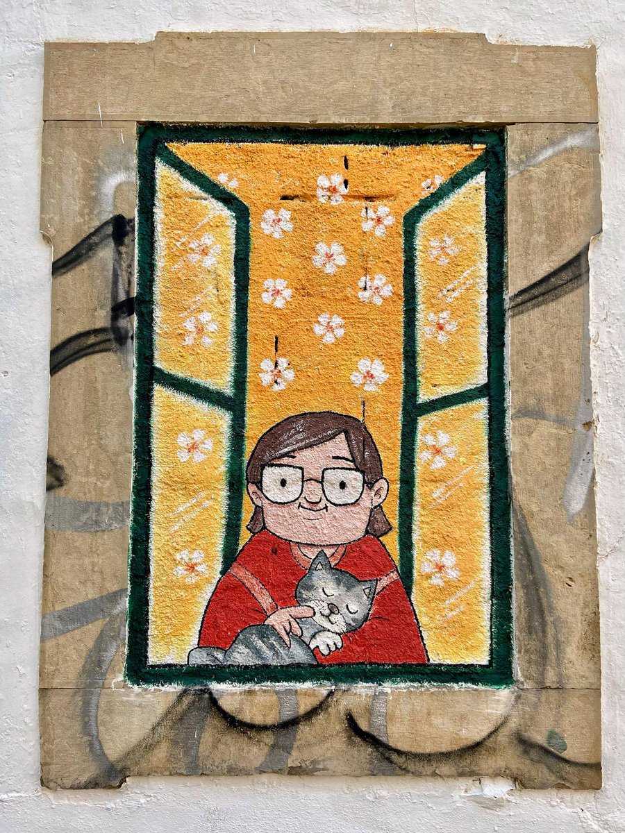 lizzie_hubbard2's tweet image. Looking through the #window 👀

#MondayMurial #Algarve #cat 🐈‍⬛🐈
#StreetArt 🇵🇹