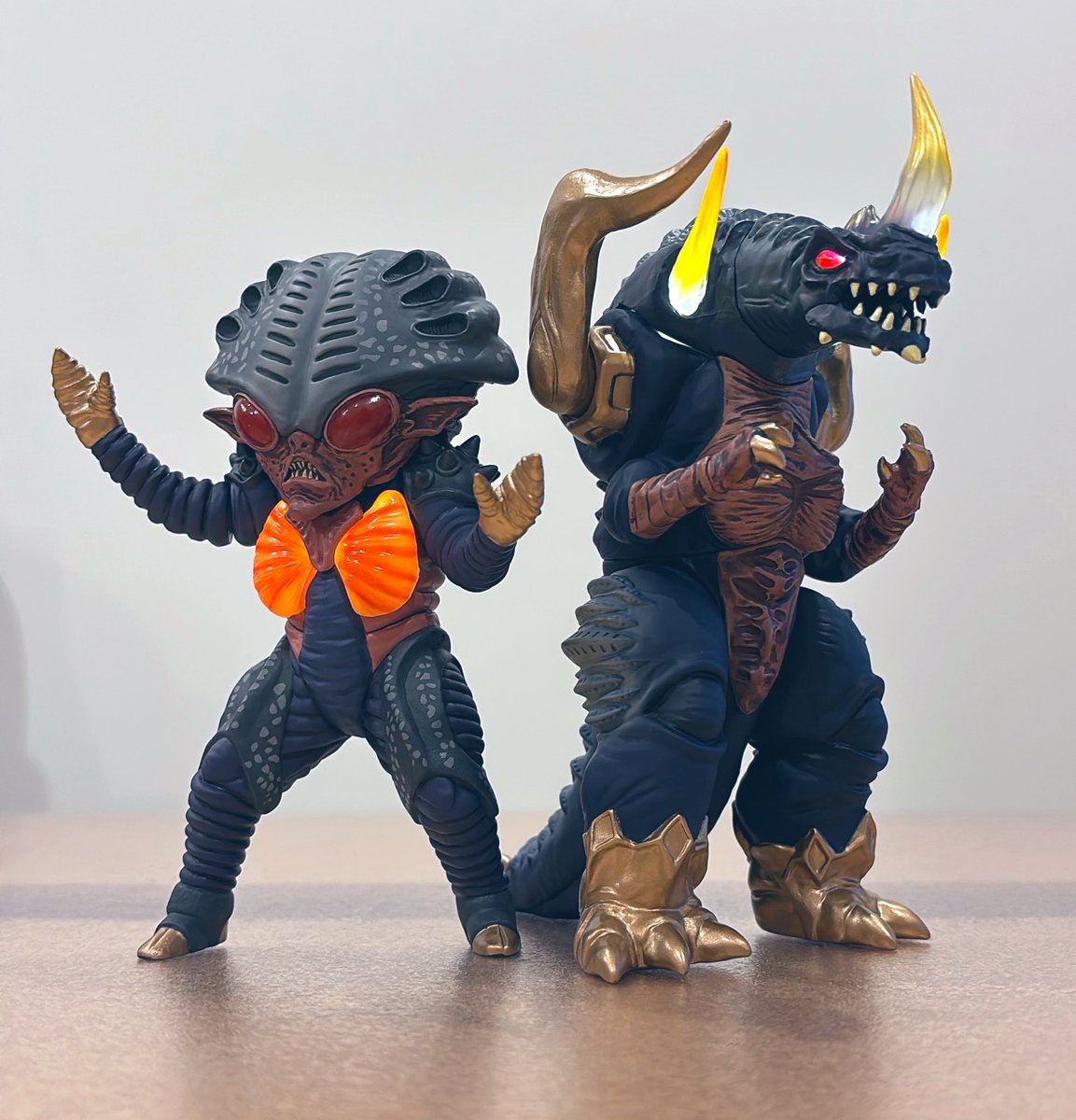 ウルトラマンゼアス「アルティメットルミナス 【バンダイ ガシャポン