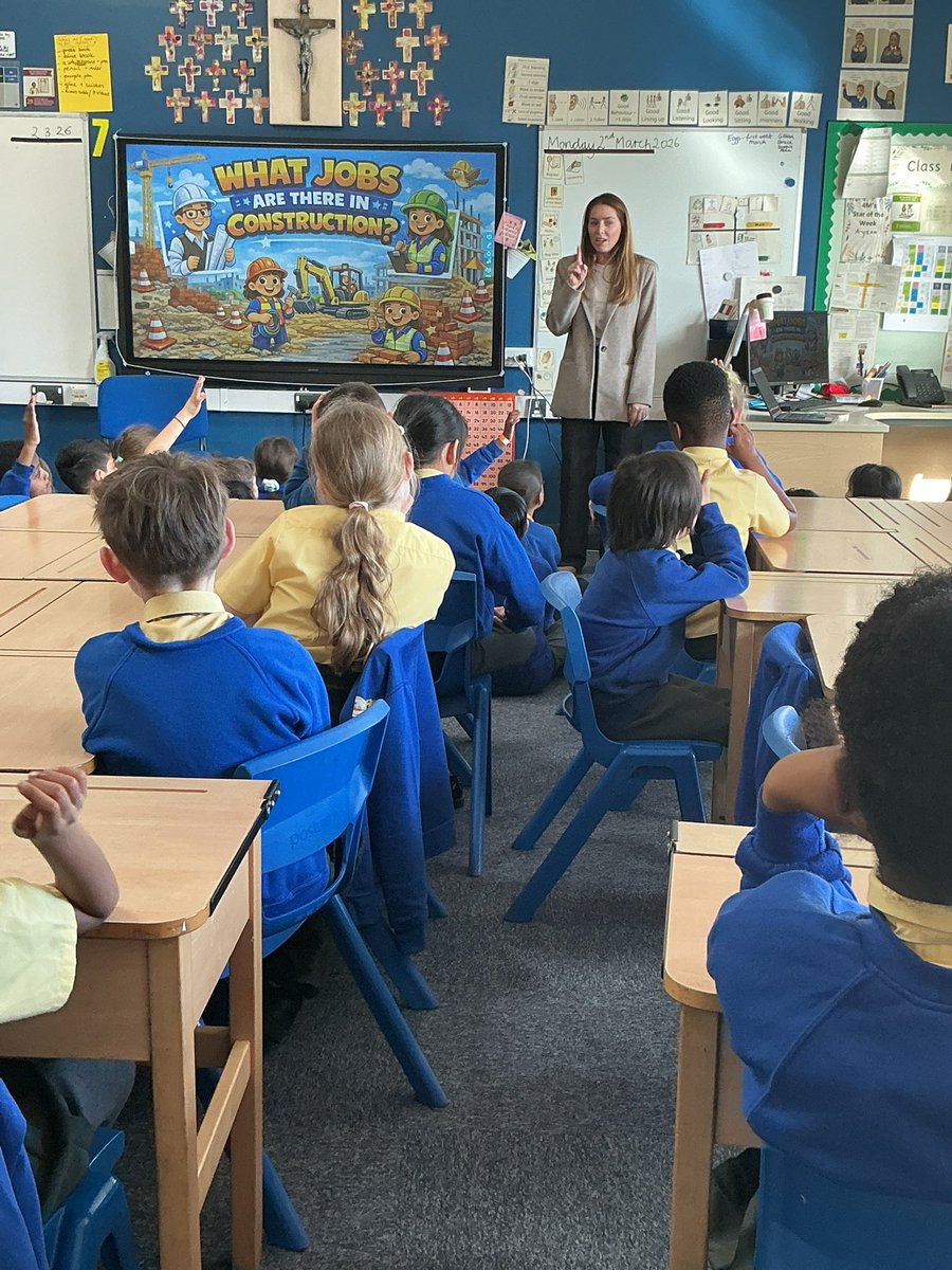 StMaryB17's tweet photo. We were excited to hear about careers in construction from Mrs Parker. We looked at how to make it cost effective too! #Y4 #CareersWeek26 #RHE #RRSA #Art6 https://t.co/2KbR52Ljz6