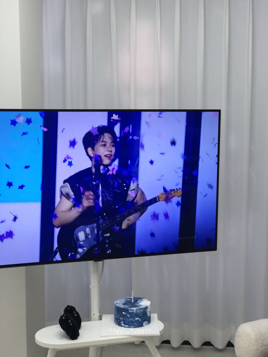 ์๋๊ค tweet media