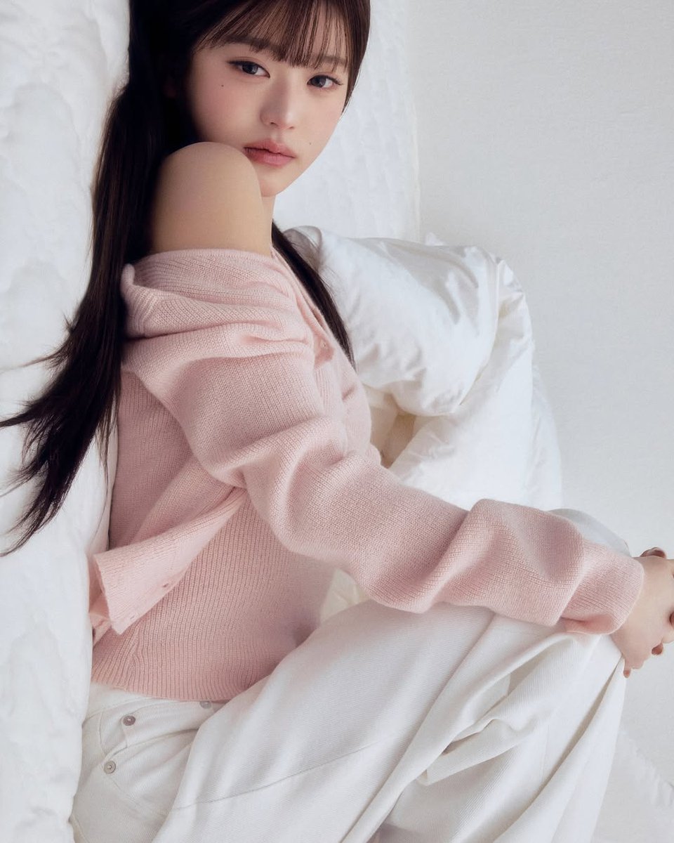 WonyoungBrasil's tweet photo. 📸 | 01.03.26 ▪︎ Mais fotos da Coleção da Jang Wonyoung com a RolaRola

#IVE #아이브 #JANGWONYOUNG #장원영 @IVEstarship https://t.co/RMYGGFuK8y