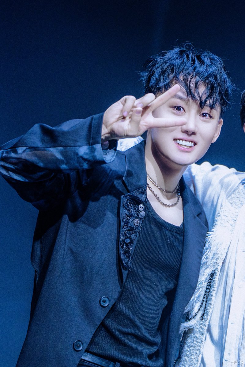 260301 #트레이스유 마지막 공연 무대인사
이우빈 役 | #이종석 배우님

영원토록 너만 사랑하리🖤