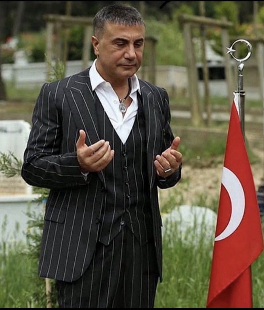 "BU KADAR SIKINTININ ELBET, HAYIRLI BİR SONU OLACAKTIR. ALLAH KİMİ DARDA BIRAKTI Kİ BİZİ DE BIRAKSIN......."

BİR UMUTTUR YAŞAMAK <a href="/sedat_peker/">Sedat Peker</a> #SedatPeker #Reissedatpeker
