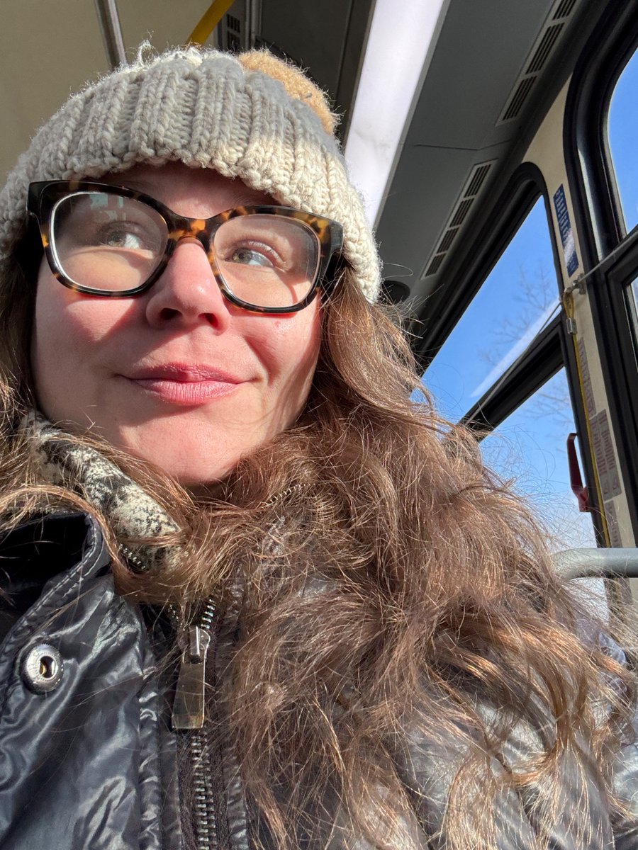 Emily Lawler tweet media