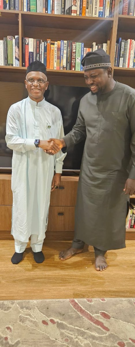 ALLAH Ya tsare mana jagora Malam Nasiru Elrufa'i a duk inda yake, Ya kare shi daga dukkan makircin maƙiya da munafukai. AMIIN 🤲