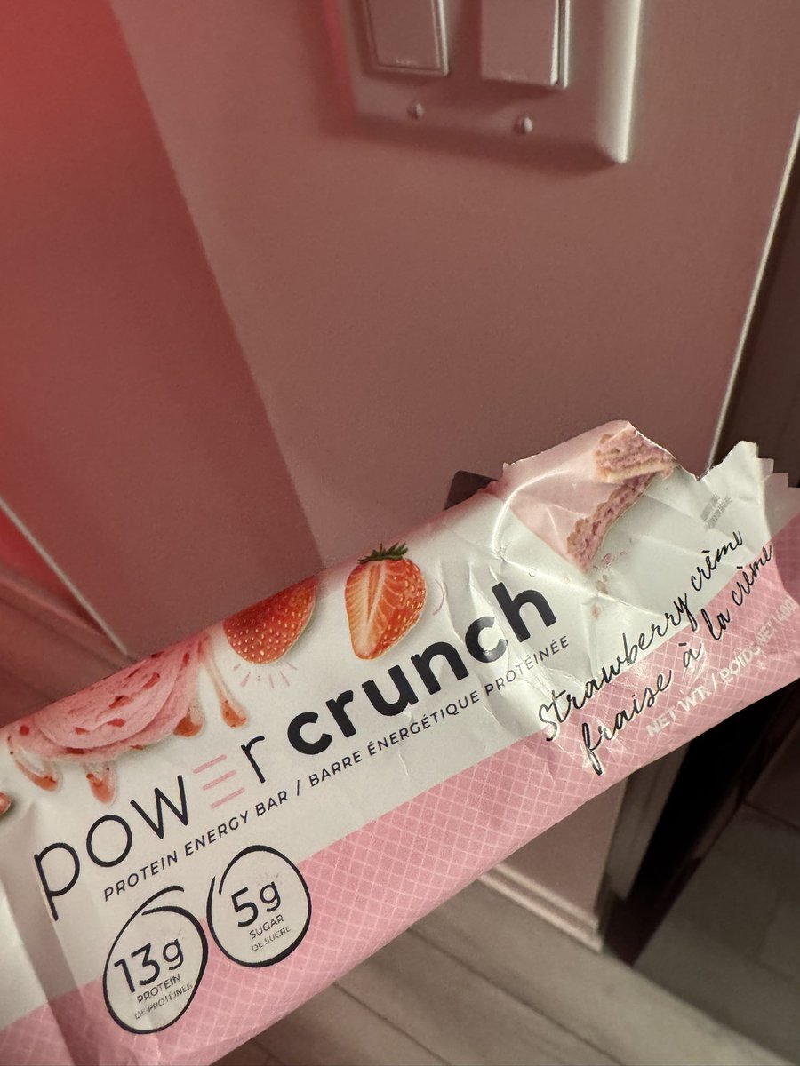 Solana Leonard ✘ tweet media