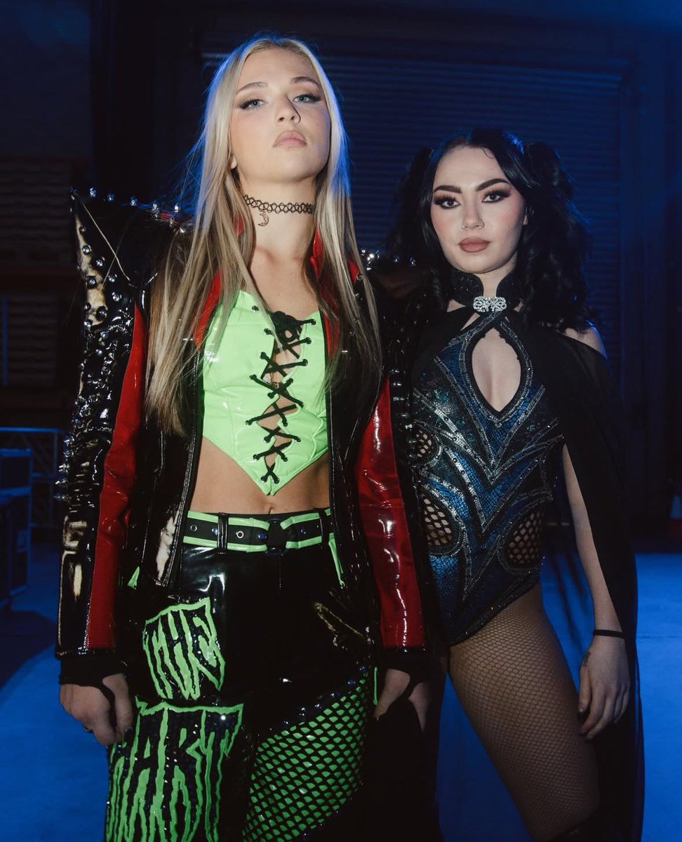 Julia Hart COM | Julia Hart Fansite tweet media