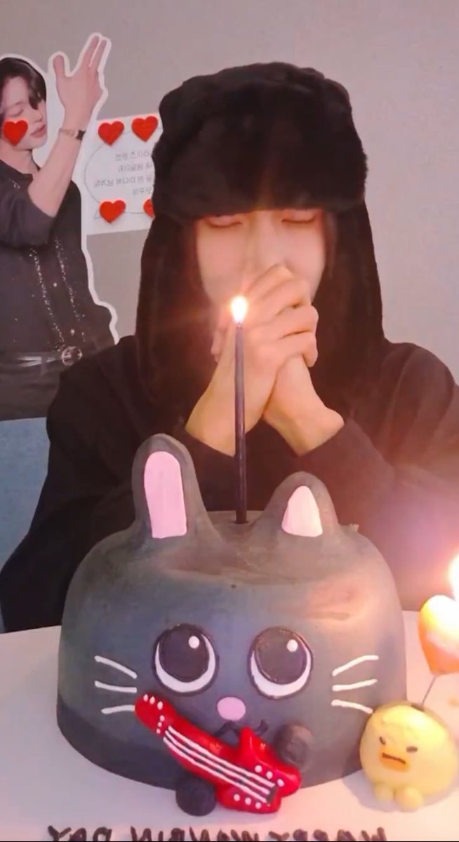 𝙠𝙞𝙠𝙤 tweet media