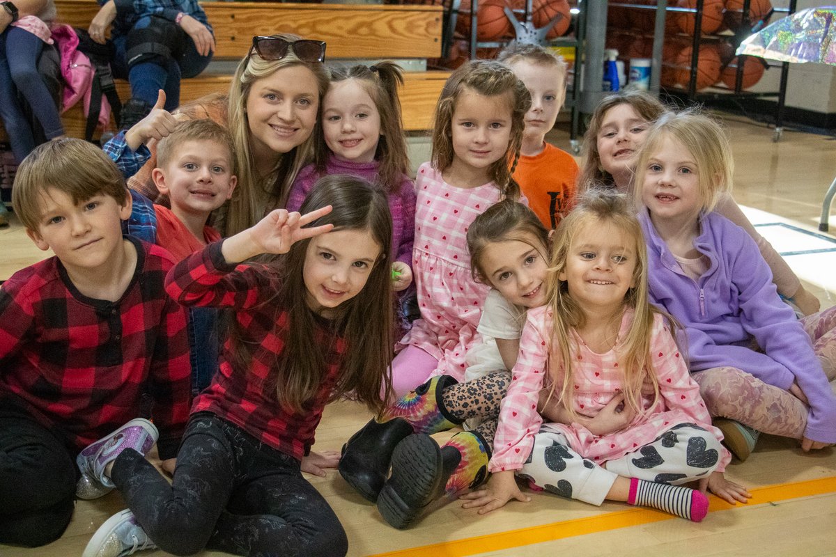 Cambridge Elementary School tweet media