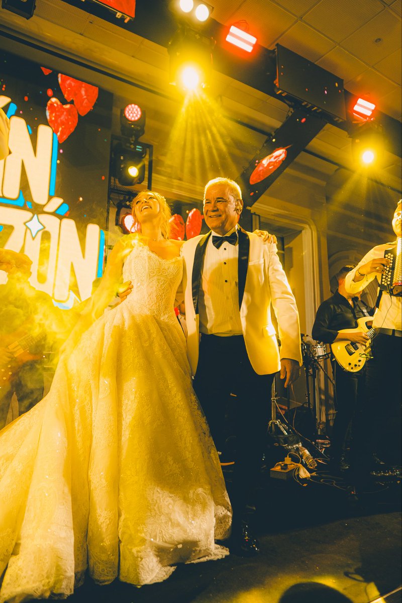 Iván Villazón tweet media