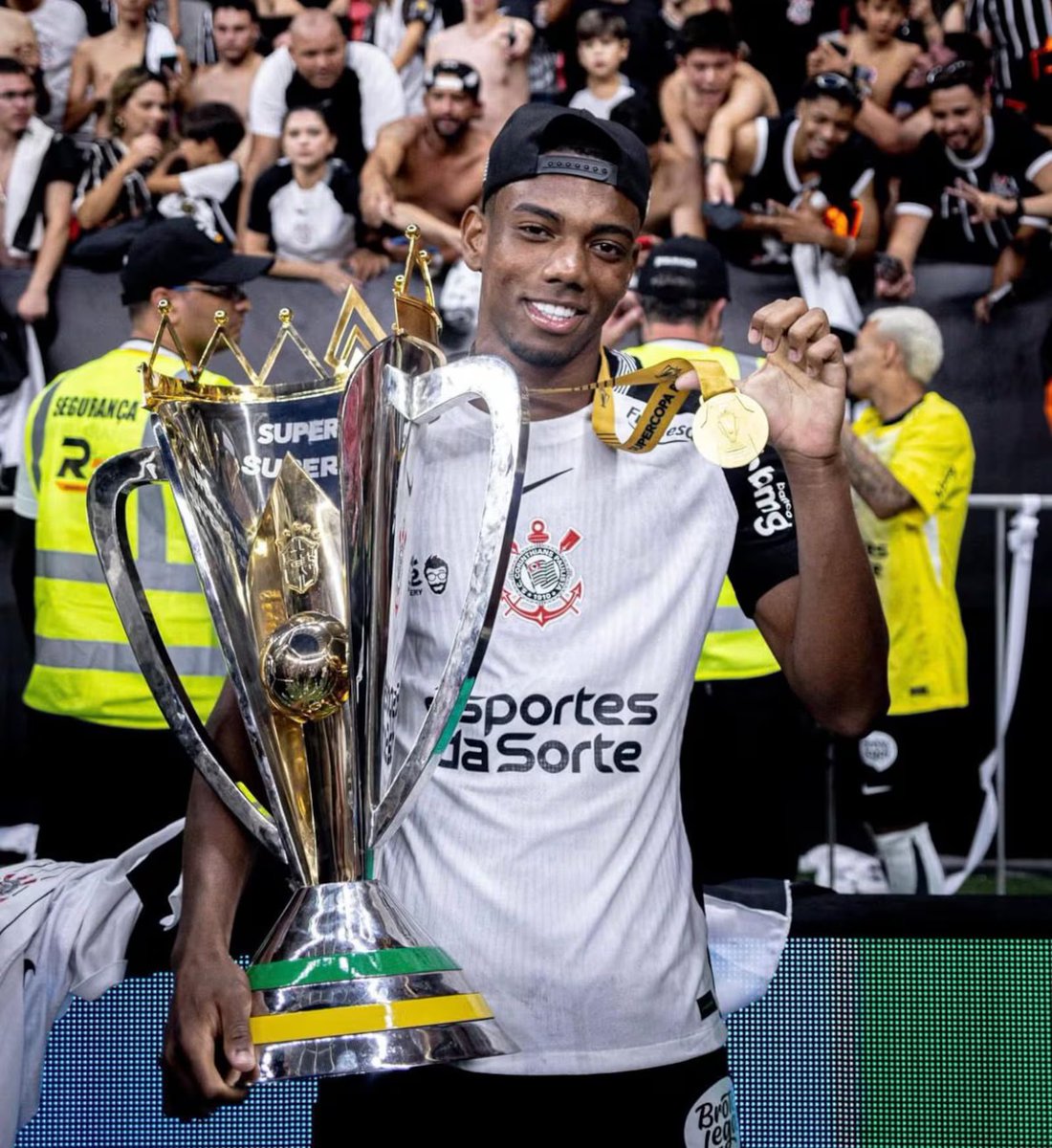 LIBERTA DEPRE tweet media