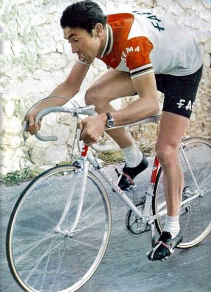 Prendas Ciclismo tweet media