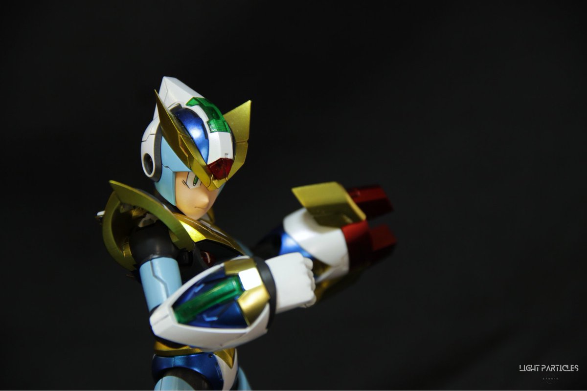 Light Particles Studio tweet media