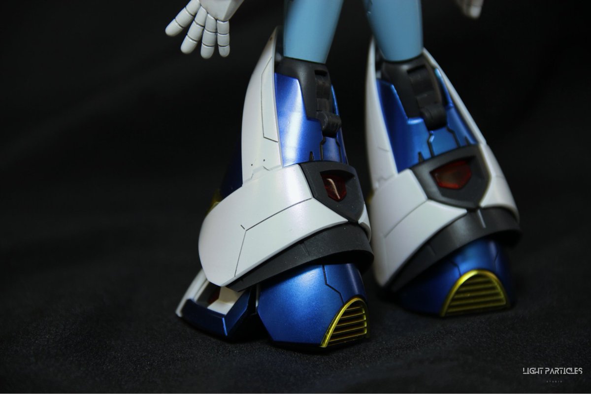 Light Particles Studio tweet media