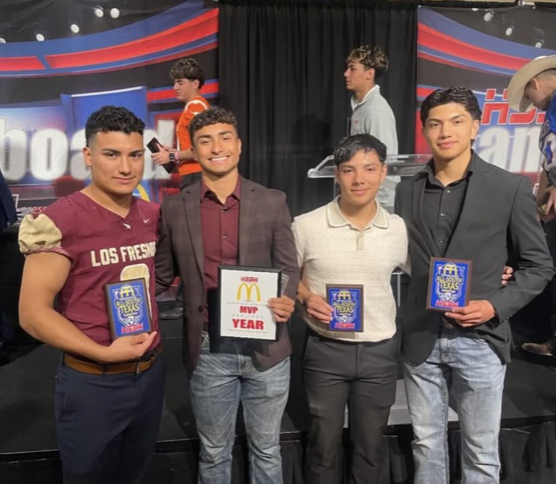 Robert Pineda tweet media