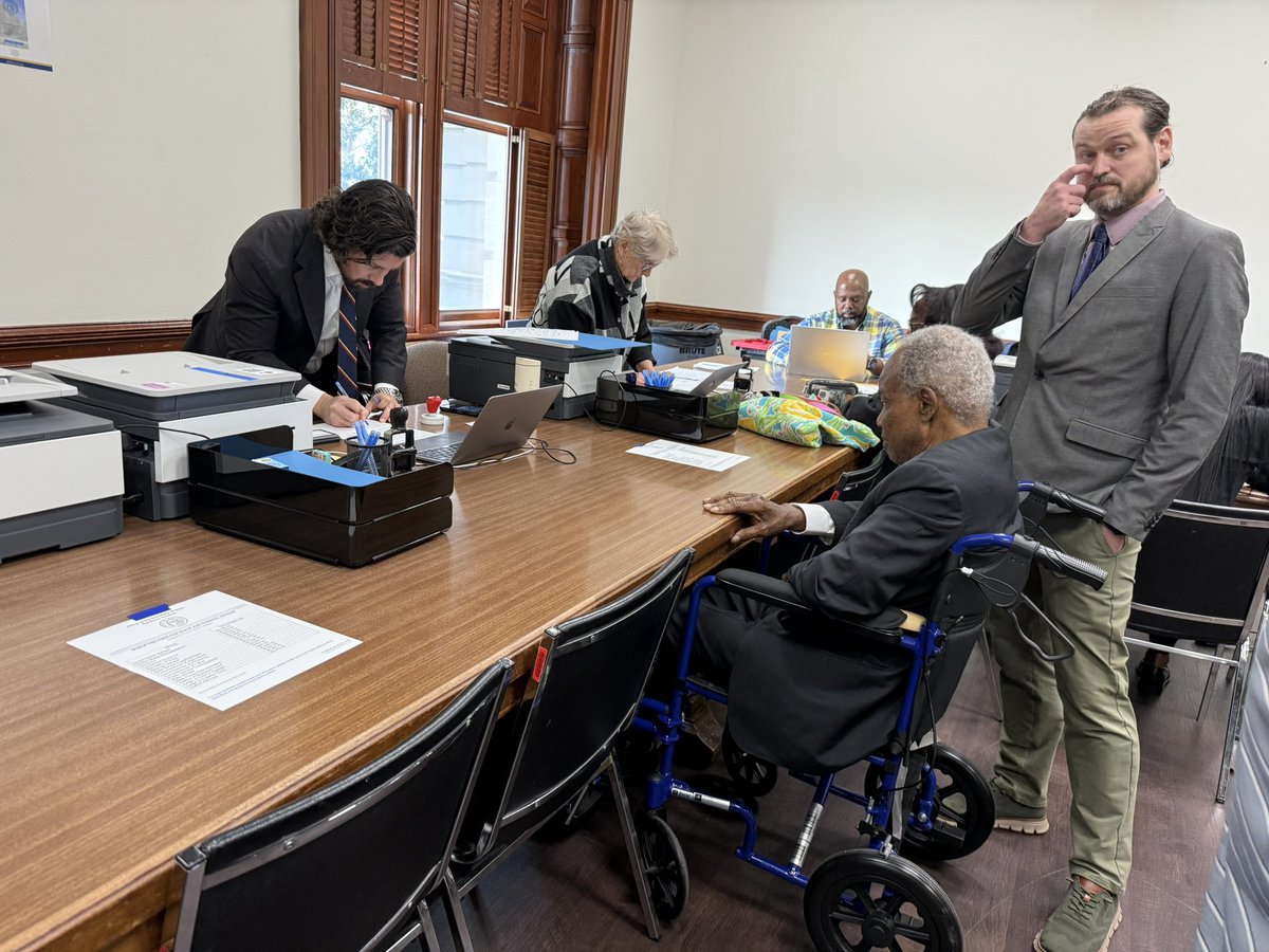 And this is what qualifies for leadership in Georgia…

Congressman David Scott wheeled into qualifications AGAIN this election cycle. 
#GAPol