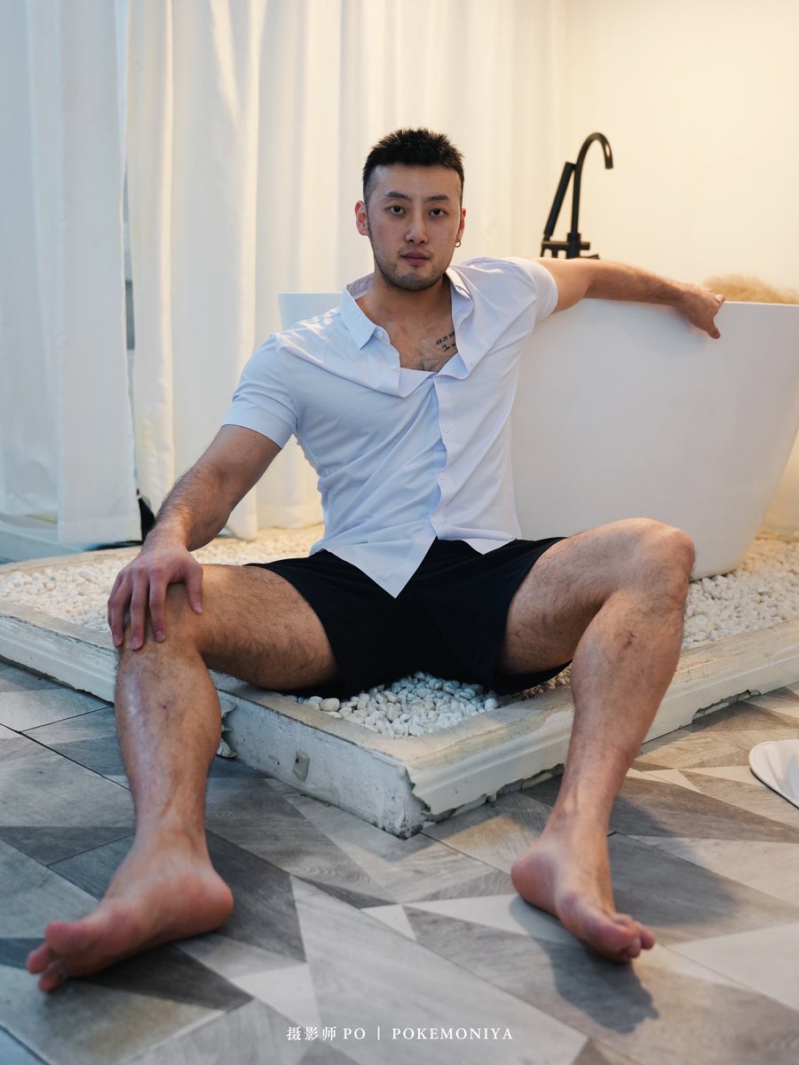 pokemoniya's tweet photo. 多毛小哥哥
clothes @toxictaobao 

#天津约拍 #男色 #男孩 #男 #men #hotguy #hotman #hunk #HUNK_CHANNEL #男私房 #男生写真 #muscles #hotbods #hotboys #tianjin #hotmen https://t.co/OYf8nwXFfO