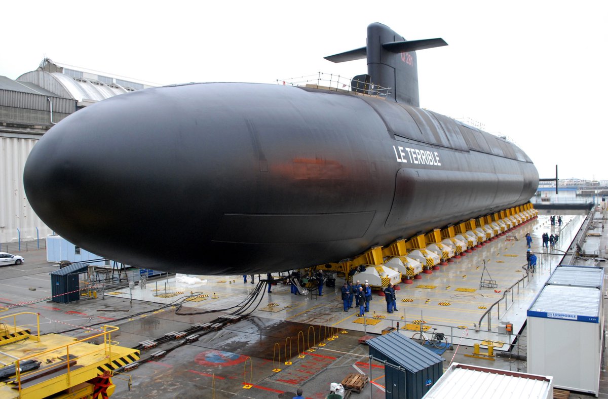 🚨🇫🇷 FLASH | Le Président annonce le lancement d’un nouveau Sous-marin Nucléaire Lanceur d’Engins de 3ème génération à l’horizon 2036. Il sera baptisé "L’Invincible".