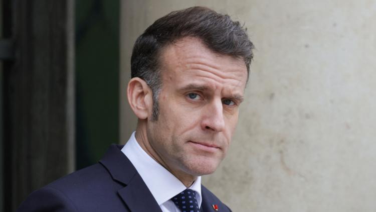 CerfiaFR's tweet photo. 🚨🇫🇷 FLASH | Le Président annonce le lancement d’un nouveau Sous-marin Nucléaire Lanceur d’Engins de 3ème génération à l’horizon 2036. Il sera baptisé "L’Invincible". https://t.co/IccTjeFuIY