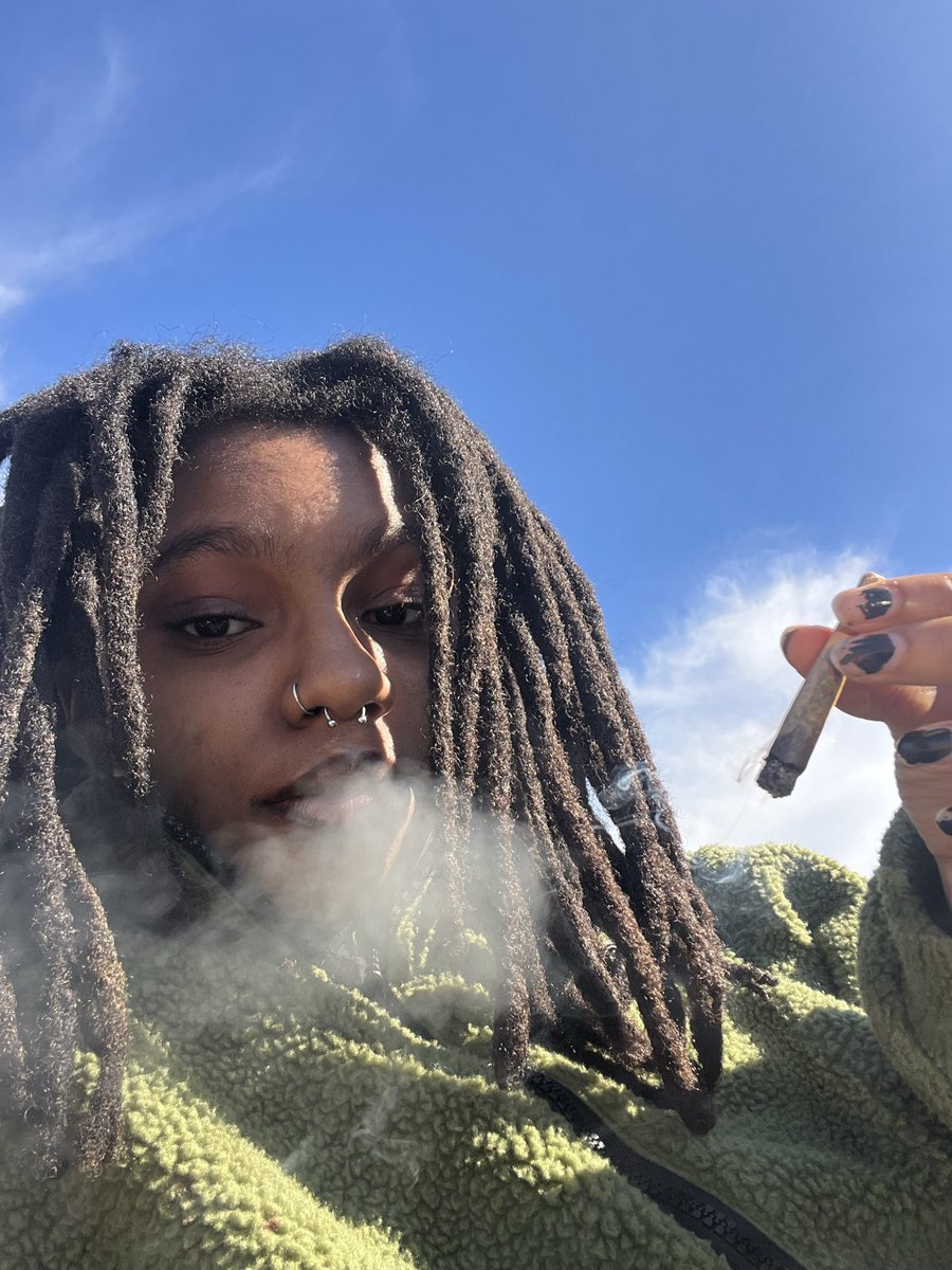 Hevo.locs tweet media