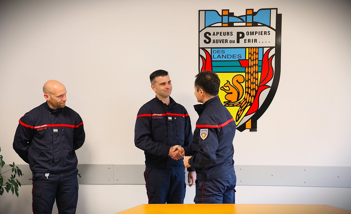 Sapeurs-pompiers 40 tweet media