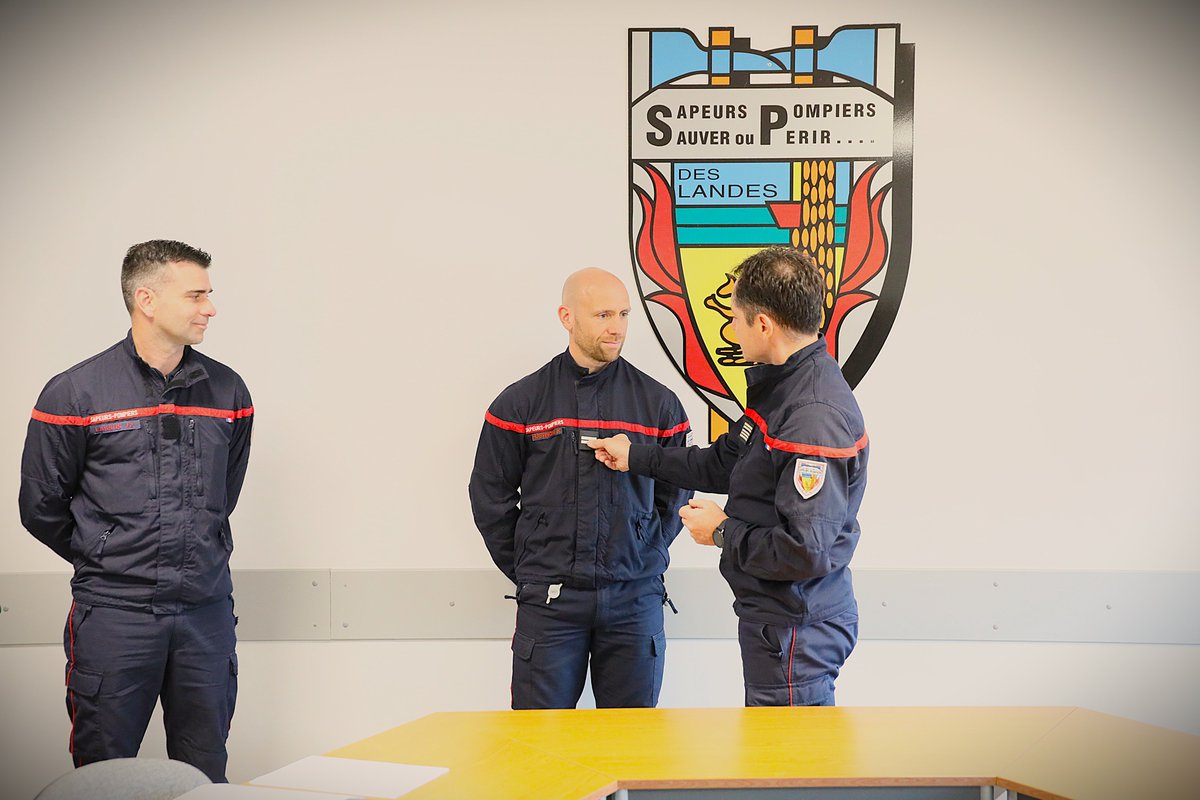 Sapeurs-pompiers 40 tweet media