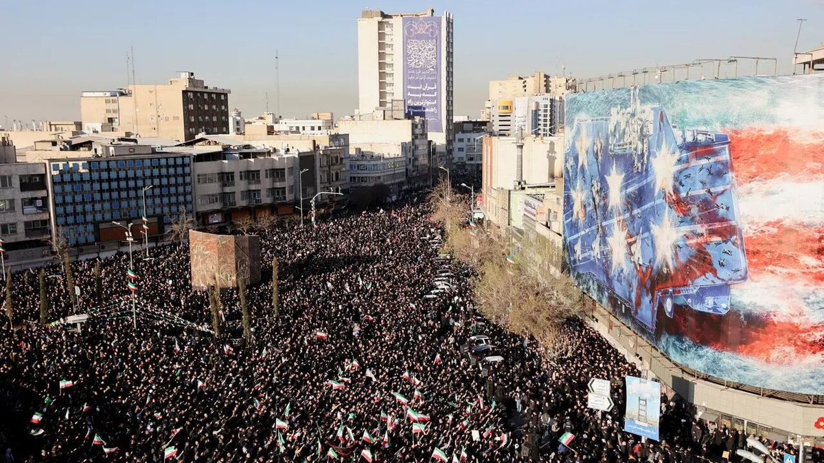 DayannyVasquez's tweet photo. El pueblo de Irán salió a las calles y plazas para expresar su rechazo al ataque (EEUU)

https://t.co/WB0wZbsQsQ https://t.co/KYdBFDgT6r