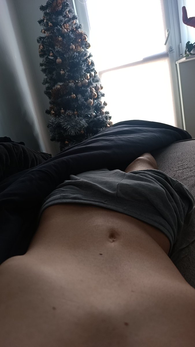 _vxjulex_'s tweet photo. Dzień Dobry 🙈👀🌥️ #boy#lgbt#gay#poranek https://t.co/gHx0qfYGmp