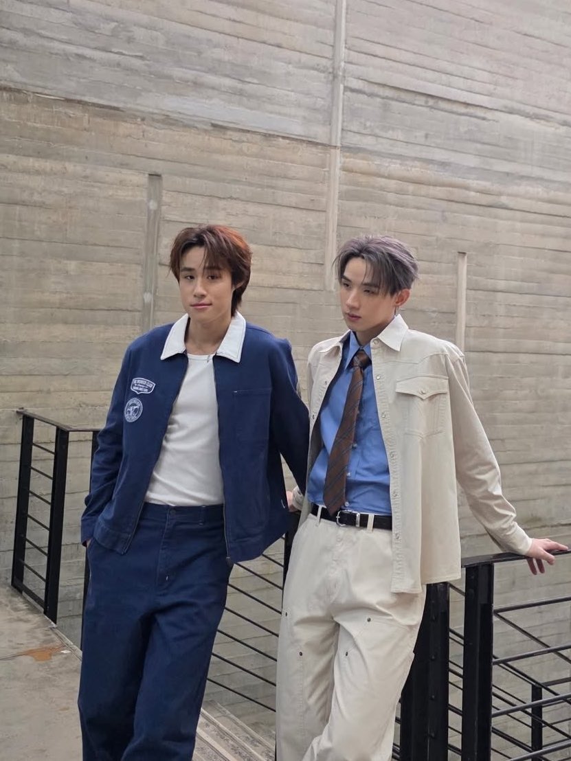 อัยเจี้ยยยย ที่มาของรุปนี้สินะ 

ออกรายการคู่ ✅
รายการนอกค่าย ✅
รายการทีวี ✅

ฮืออออออ ภูมิใจง่ะ😭💘👏🏻
( #nnutdan #hongshihoshi )