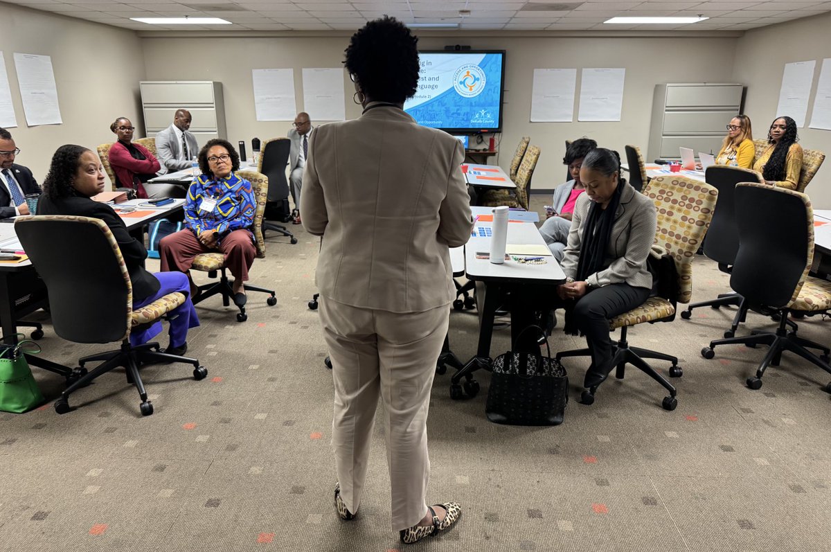 JenniferAGates's tweet photo. @DrNormanCSauce3 kicks off @DeKalbSchools #Access #Opportunity #LearningSeries @DrTWeaver brings #leadership &amp; #leveragepoints for #systems change &amp; insight into #scholars needs &amp; #school #engagement @EpicOutler @COSDeKalbCounty @CherisseCamp https://t.co/8GfYTg1L79