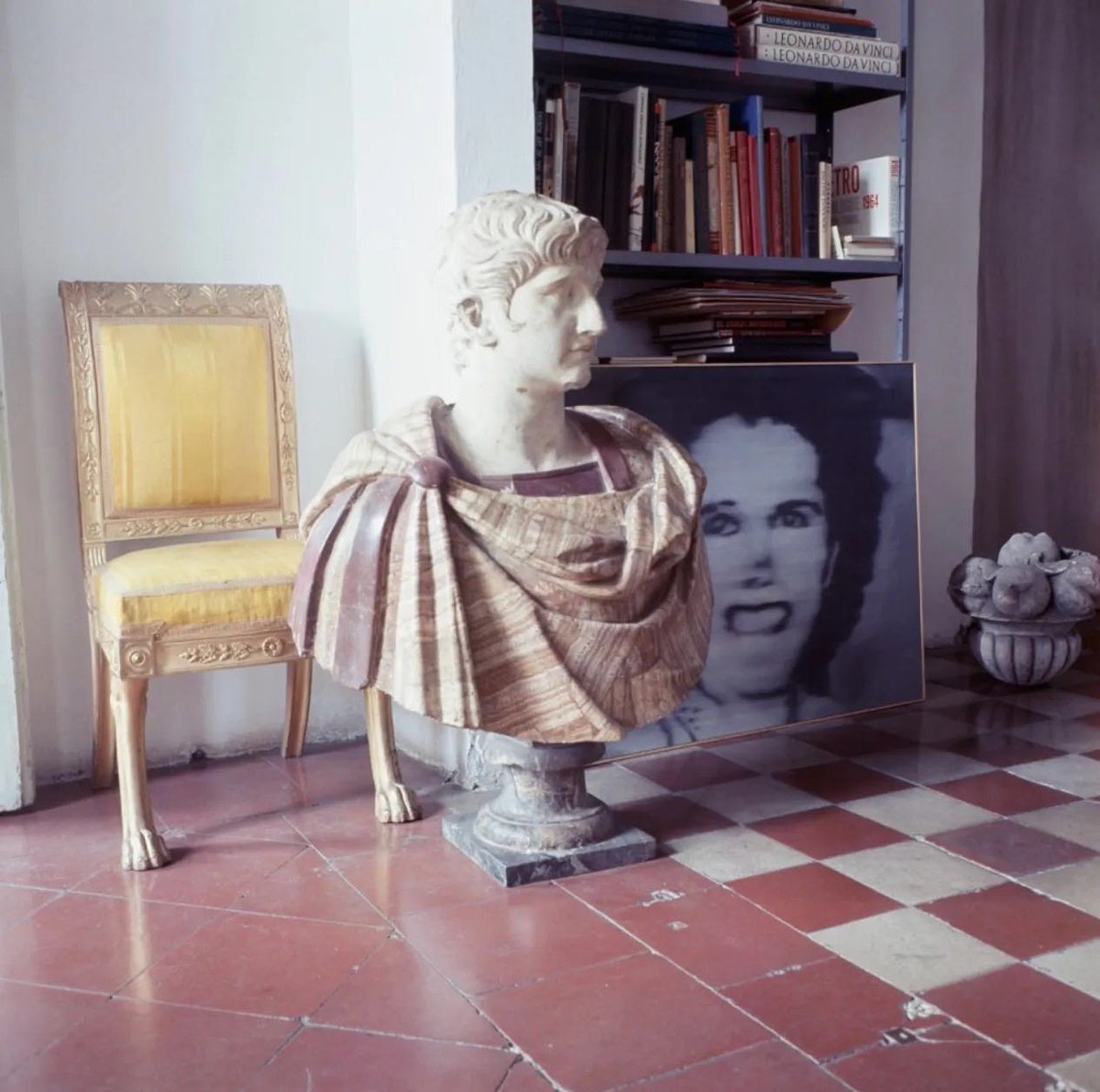 archivebycosmos's tweet photo. The magic of Cy Twombly home in Rome, 1966. https://t.co/tnXYbO0EEW