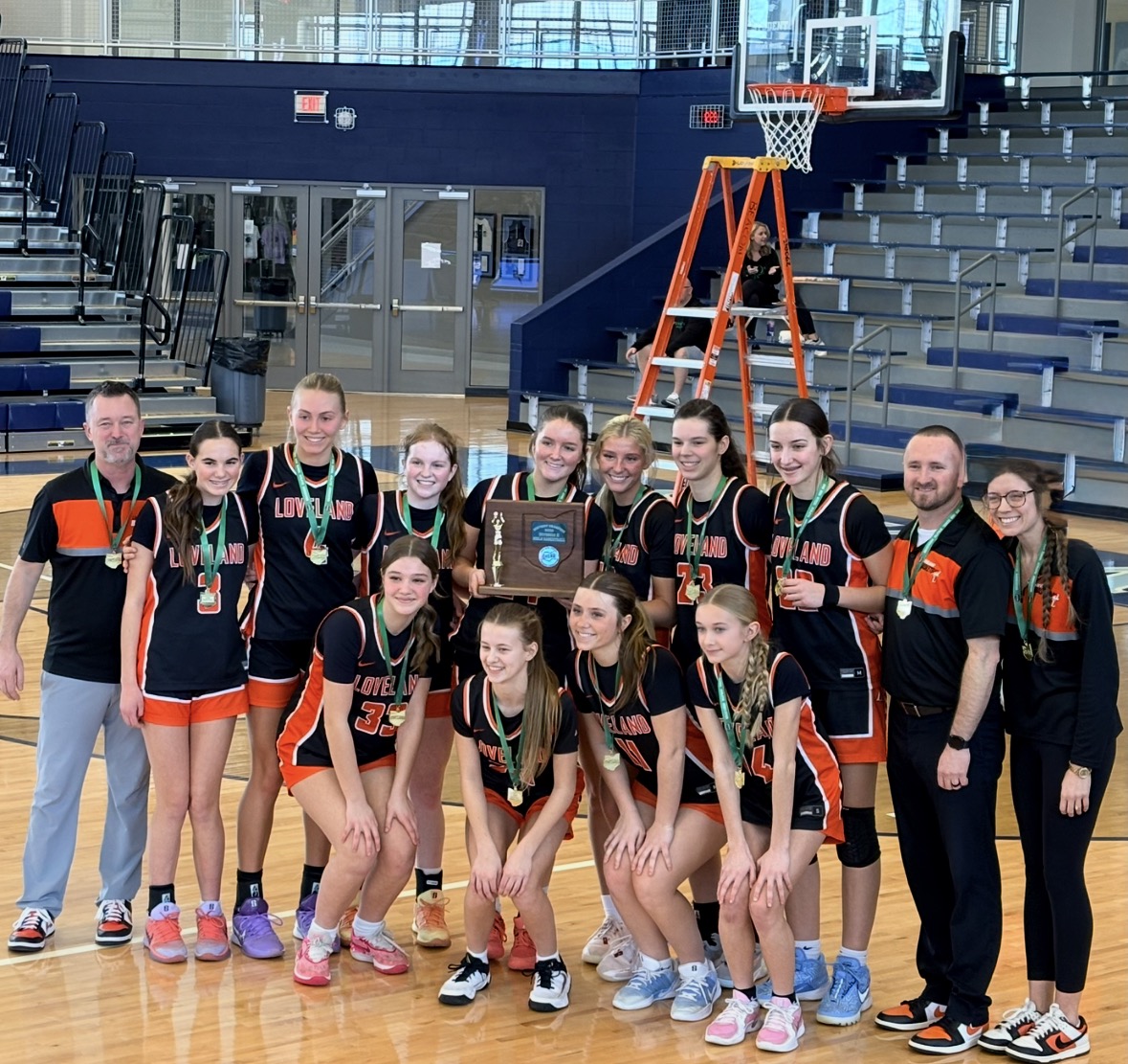 Loveland Girls Basketball 🐾 🏀 tweet media