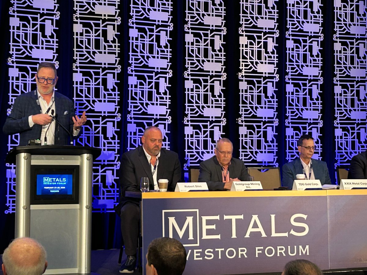 TDGGold's tweet photo. 👀 At the Metals Investor Forum in Toronto, Paul Geddes, Business Development at TDG Gold, spotlighted the Anyox Project — its history, its progress, and what’s next.

#NewsUpdate #Gold #PreciousMetals #Mining #JuniorMining #Exploration #BritishColumbia #Investing

🇨🇦 $TDG.V | 🇺🇸 $TDGGF