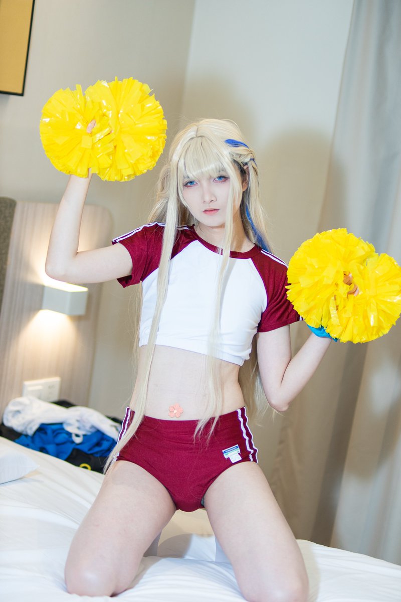 何何猫猫 tweet media