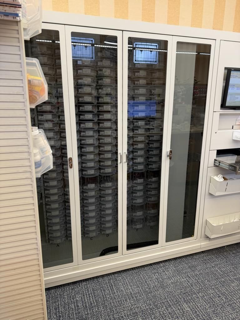 PSWpharmacists's tweet image. #MemberMonday 💚 Neuhauser Pharmacy 
PSW CEO Sarah Sorum visited this neighborhood pharmacy near UW-Madison and Camp Randall. Shoutout to PSW members Peg Breuer, Bill Bowen, Maren Rasmussen, and Jocelyn Kane. Trust and relationships are driving growth.
#differencemakers