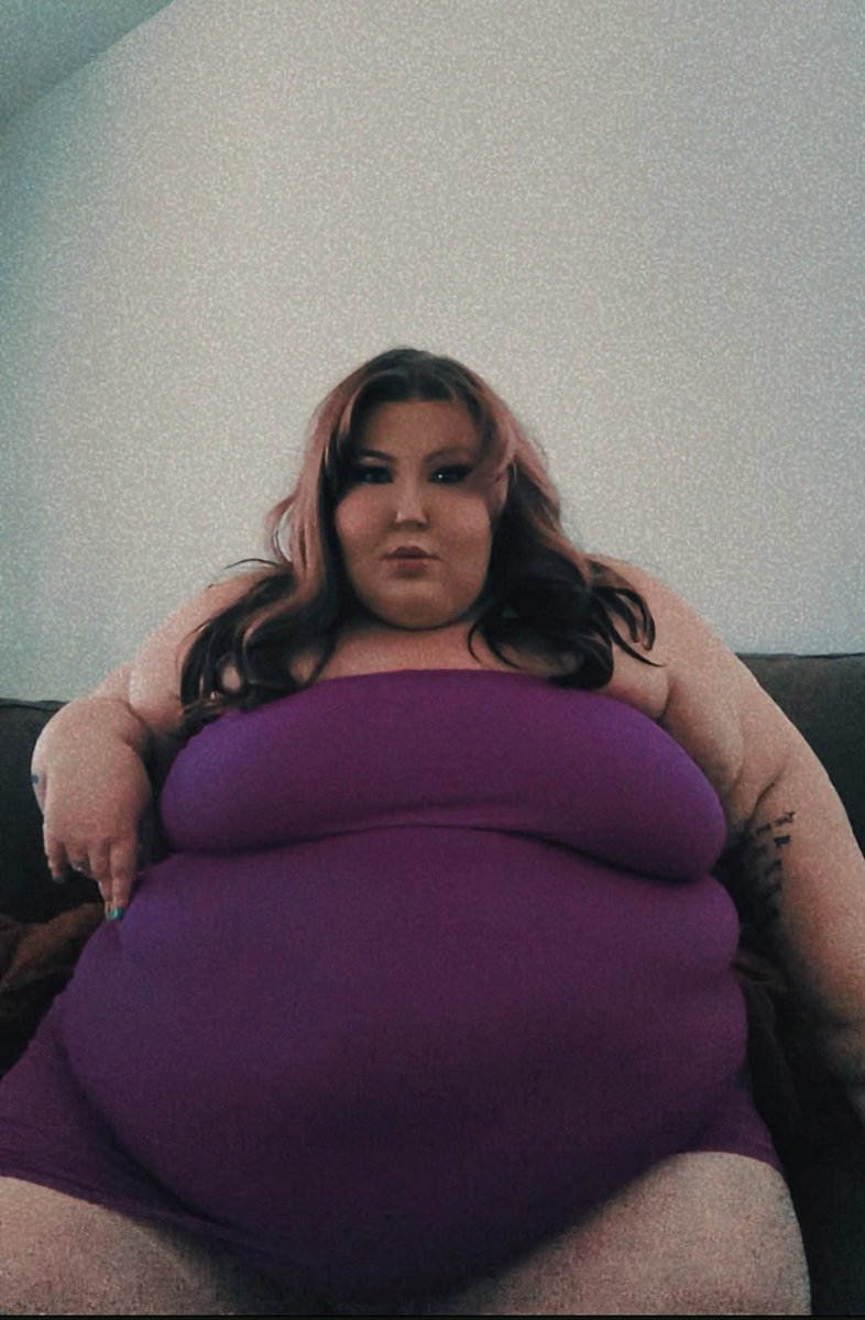 SSBBW ERIKA🍓🍇🍒🫐 tweet media