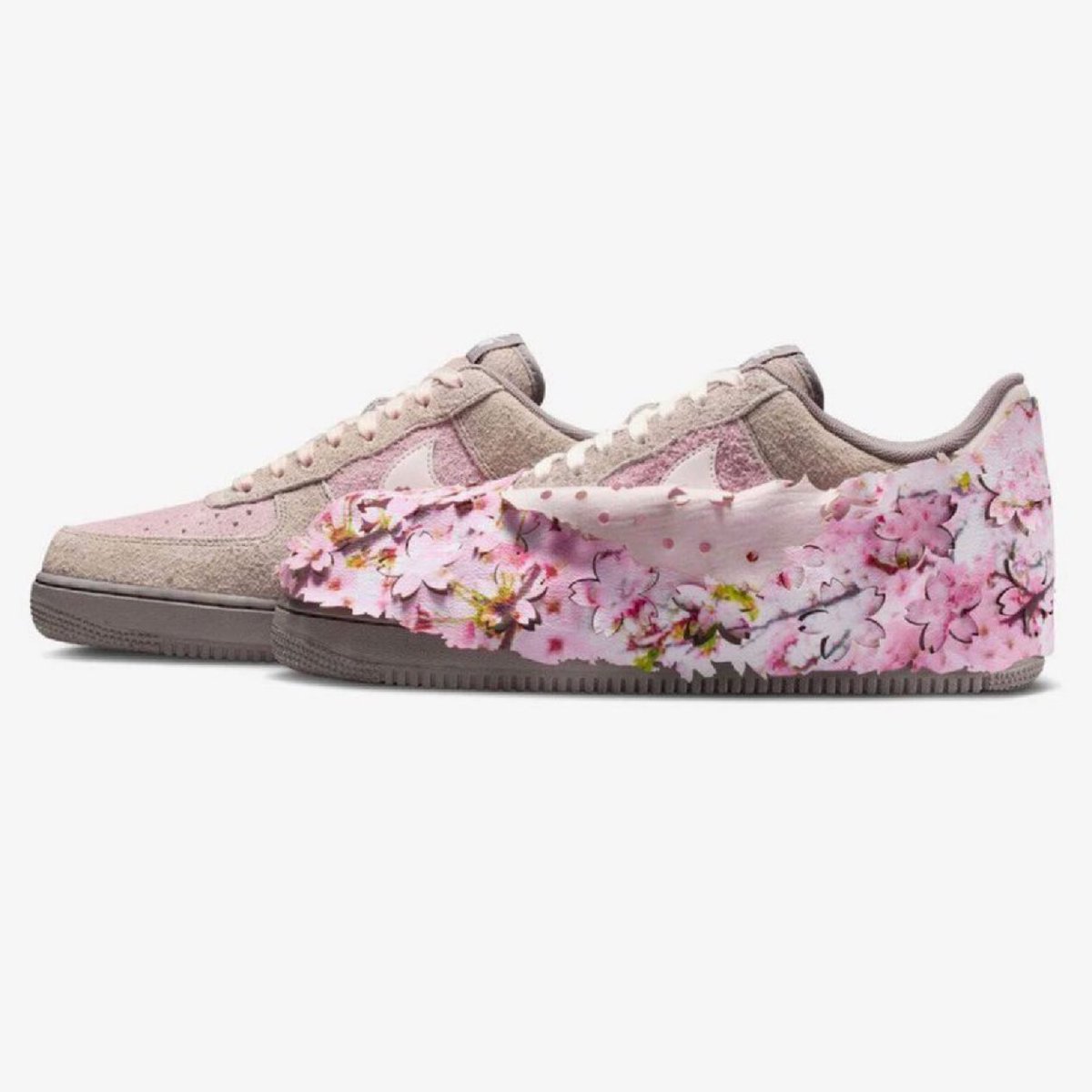 AD: RESTOCK: $104 w/code KND20
Nike Air Force 1 Low '07 Premium 'Spring Flowers' 🌺

Shop -> sovrn.co/14c7k9c