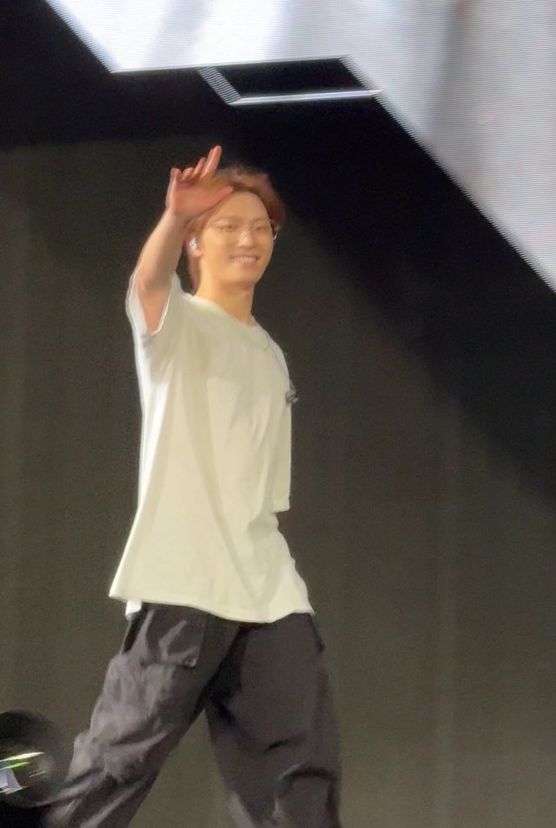 メイリ tweet media