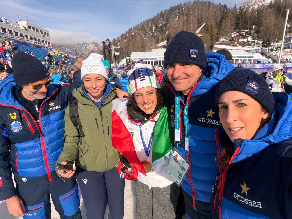 Mara Navarria tweet media