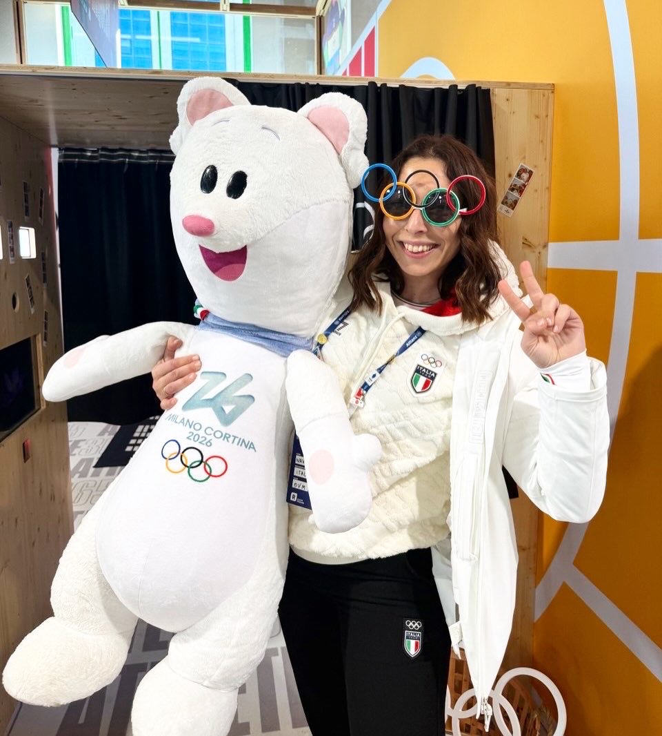 Mara Navarria tweet media