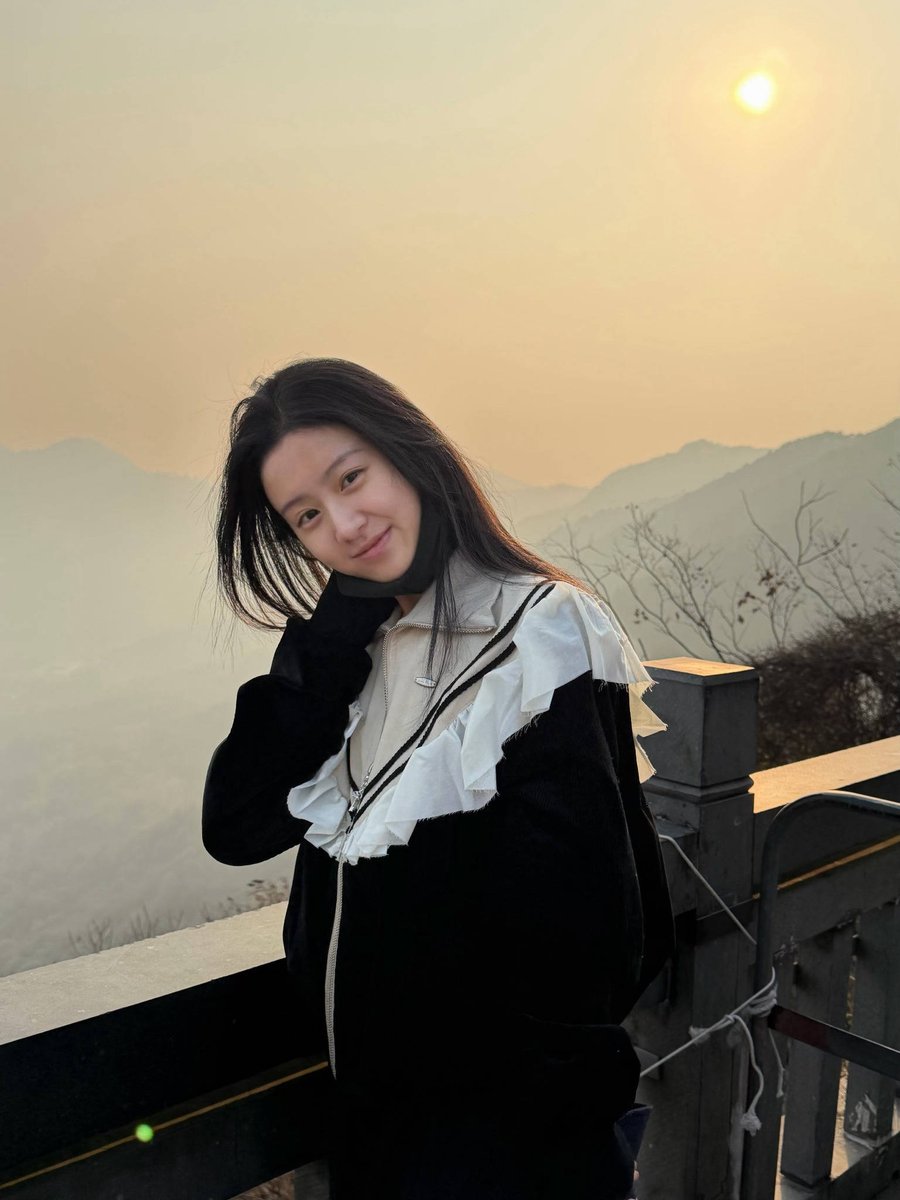 🝳包。 tweet media