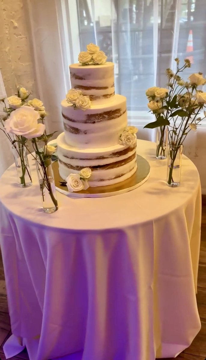 Edda's Cake Designs tweet media