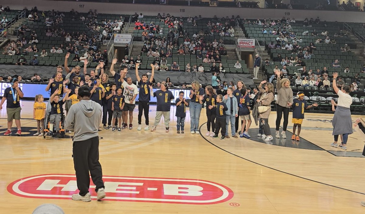 CoachAmy tweet media