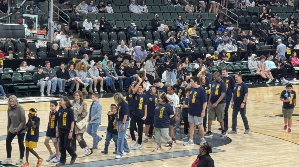 CoachAmy tweet media