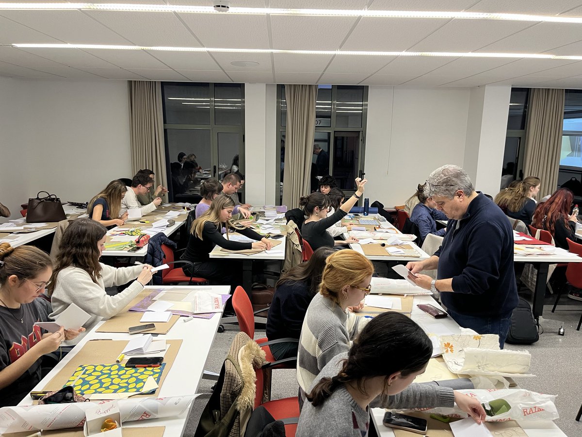 Màster en Edició-UPF tweet media